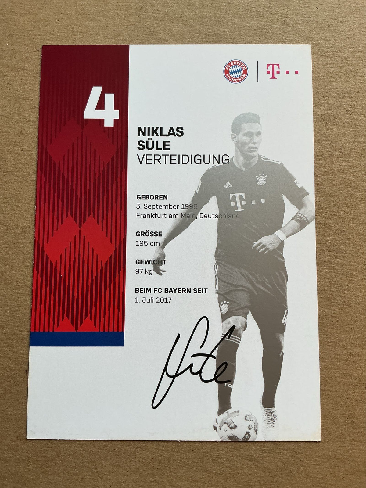Niklas Süle, Germany 🇩🇪 FC Bayern München 2018/19 hand signed
