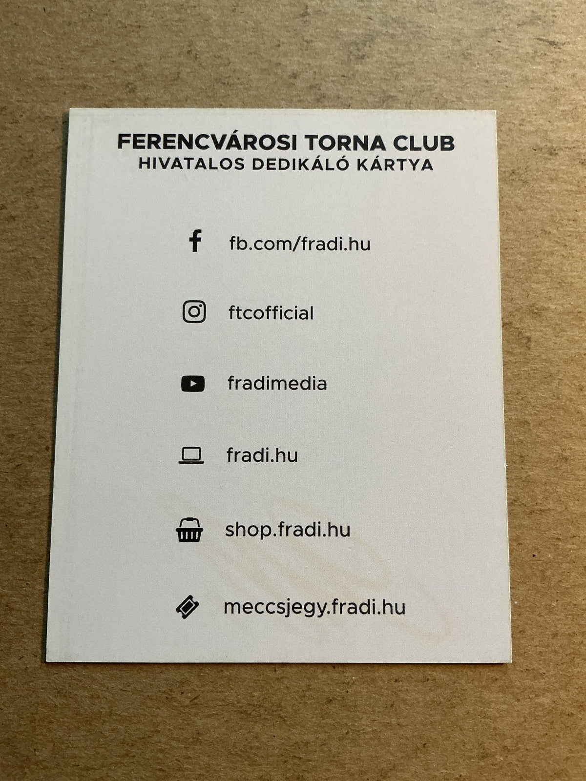Ádám Bogdán, Hungary 🇭🇺 Ferencvaros TC 2021/22 hand signed - Autographs-World