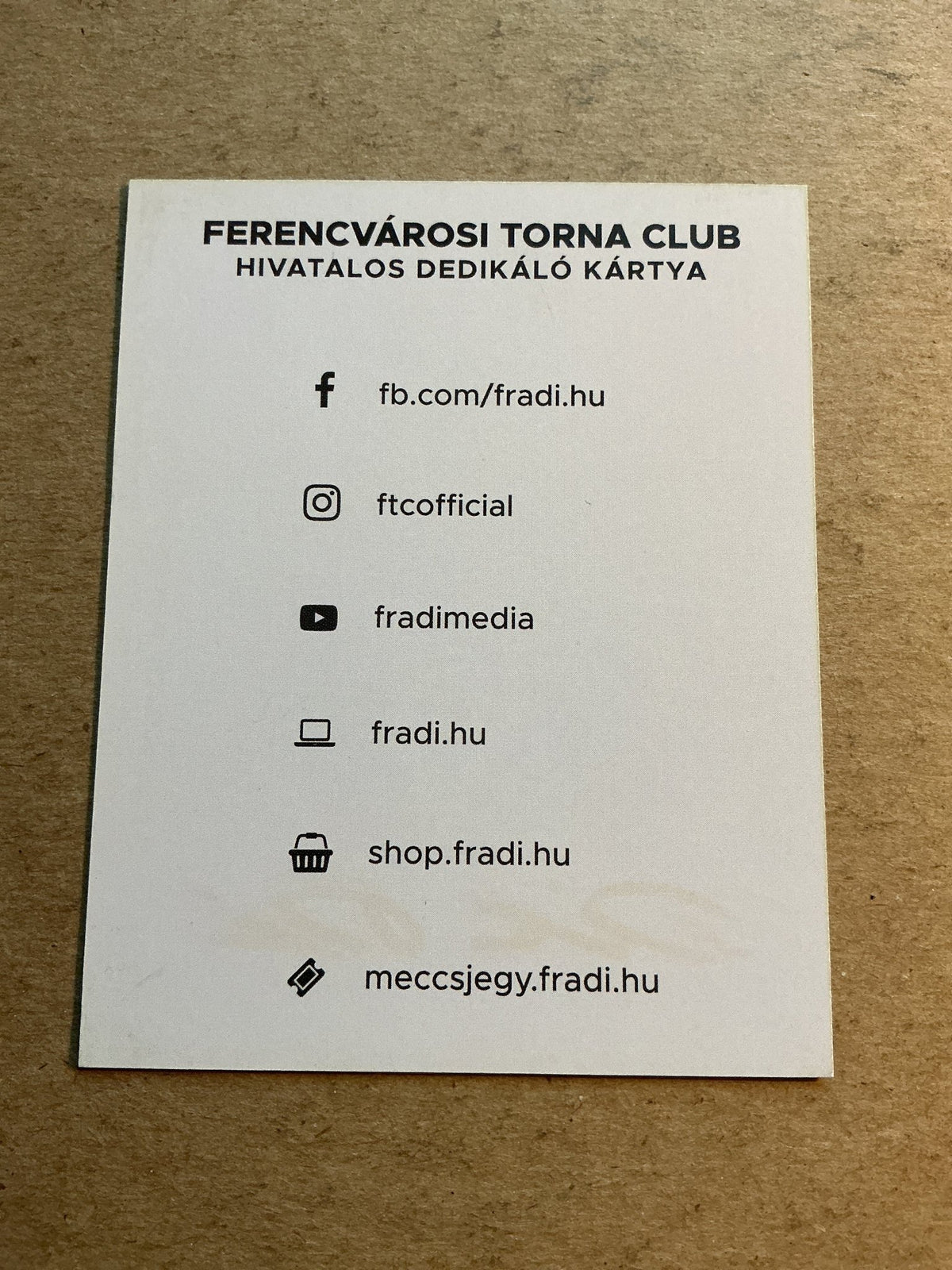 Dénes Dibusz, Hungary 🇭🇺 Ferencvaros TC 2021/22 hand signed - Autographs-World