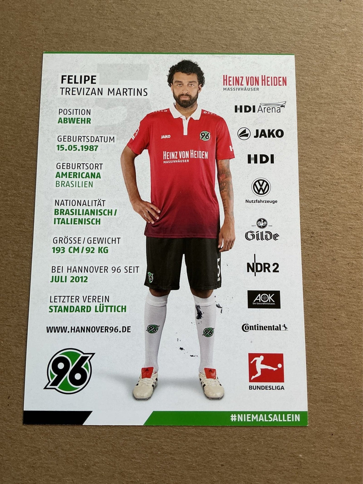 Felipe, Brazil 🇧🇷 Hannover 96 2017/18 hand signed - Autographs-World
