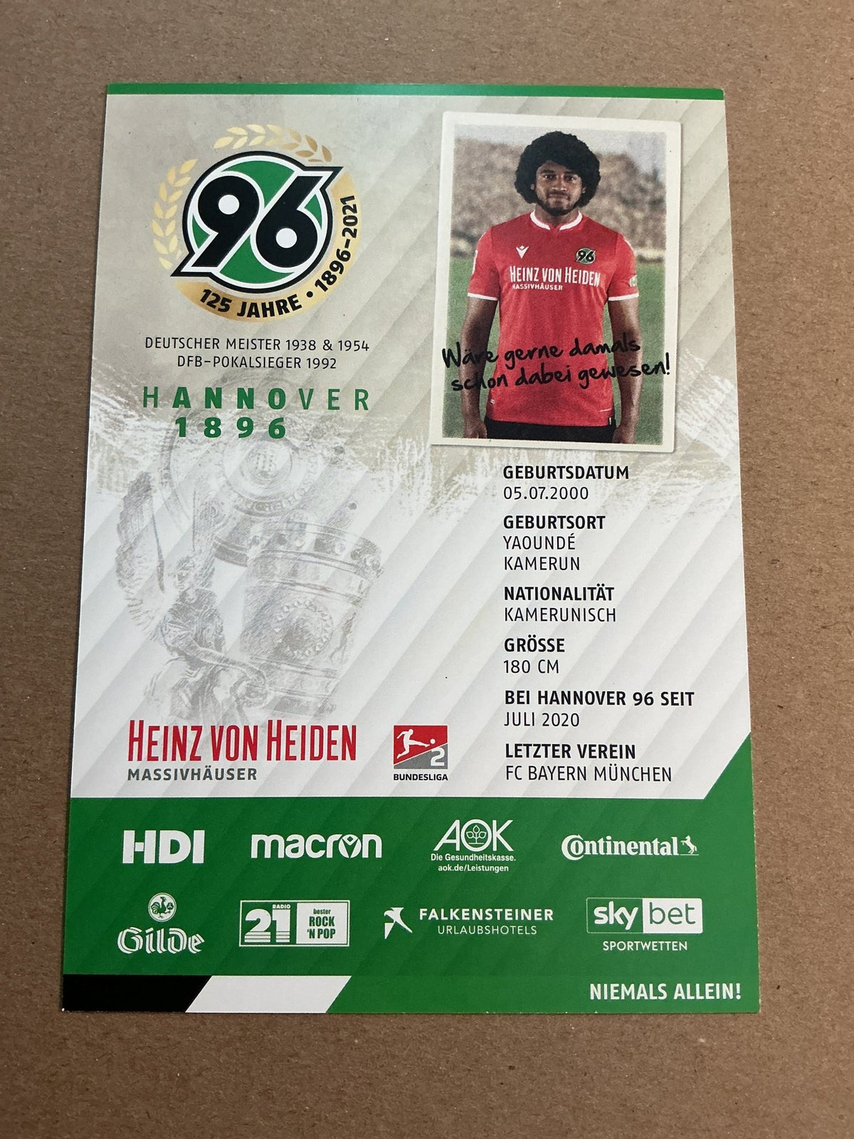 Frank Evina, Cameroon 🇨🇲 Hannover 96 2020/21 hand signed - Autographs-World