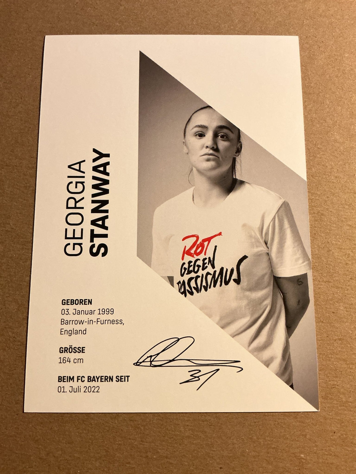 Georgia Stanway, England 🏴 FC Bayern München 2023/24 hand signed - Autographs-World