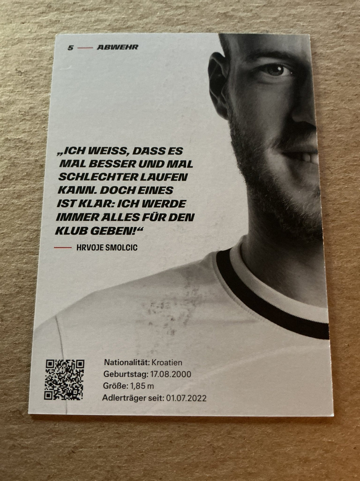 Hrvoje Smolcic, Croatia ðŸ‡ðŸ‡· Eintracht Frankfurt 2022/23 hand signed - Autographs-World