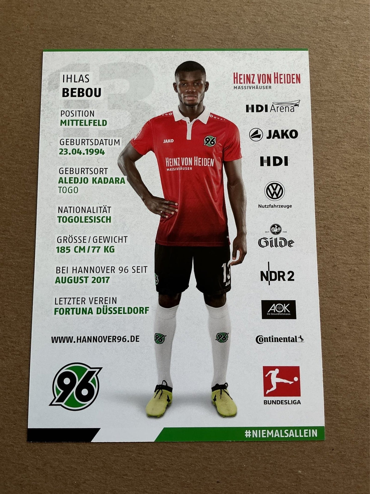 Ihlas Bebou, Togo 🇹🇬 Hannover 96 2017/18 hand signed - Autographs-World