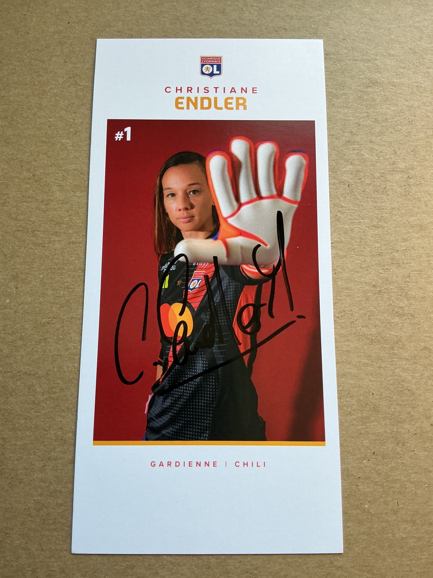 Christiane Endler, Chile 🇨🇱 Olympique Lyon 2024/25 hand signed