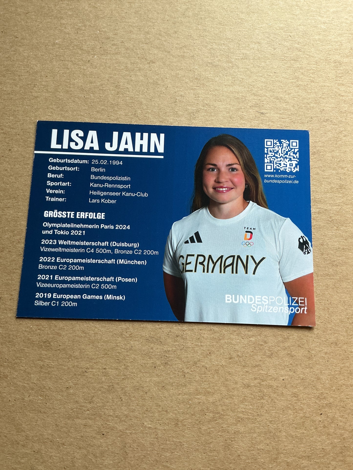 Lisa Jahn, Germany 🇩🇪 Canoeing Summer Olympics 2024 hand signed