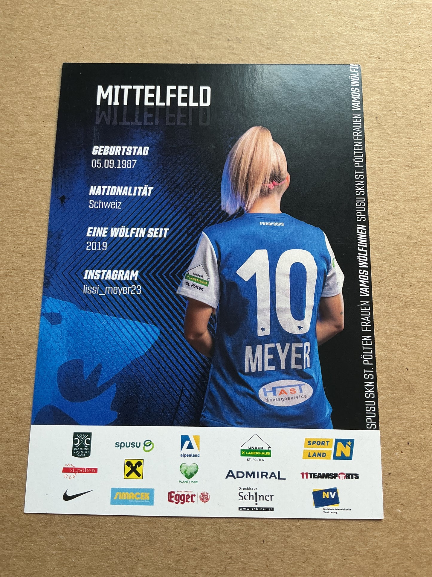 Isabelle Meyer, Switzerland 🇨🇭 SKN St.Pölten 2022/23 hand signed