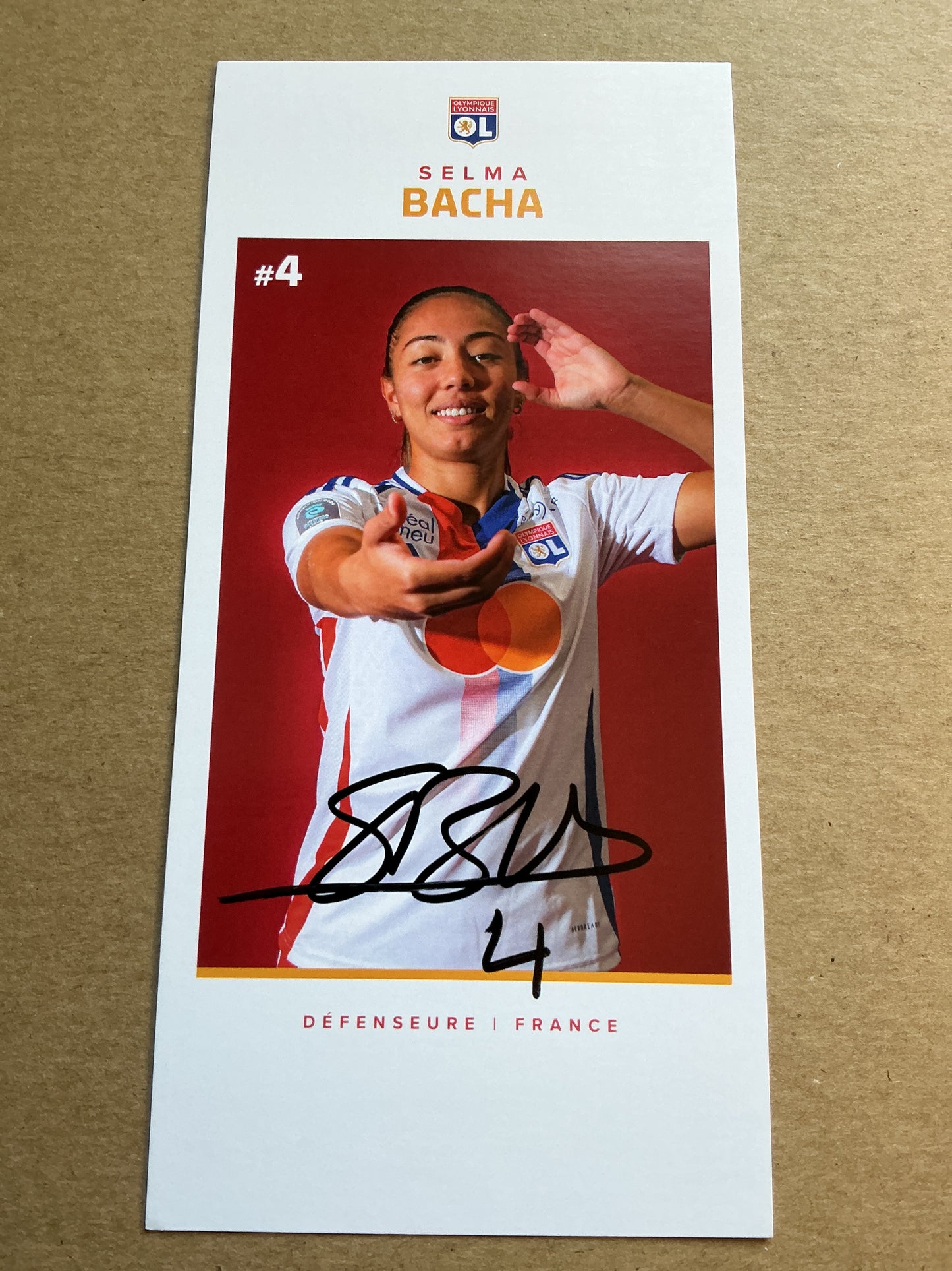 Selma Bacha, France 🇫🇷 Olympique Lyon 2024/25 hand signed