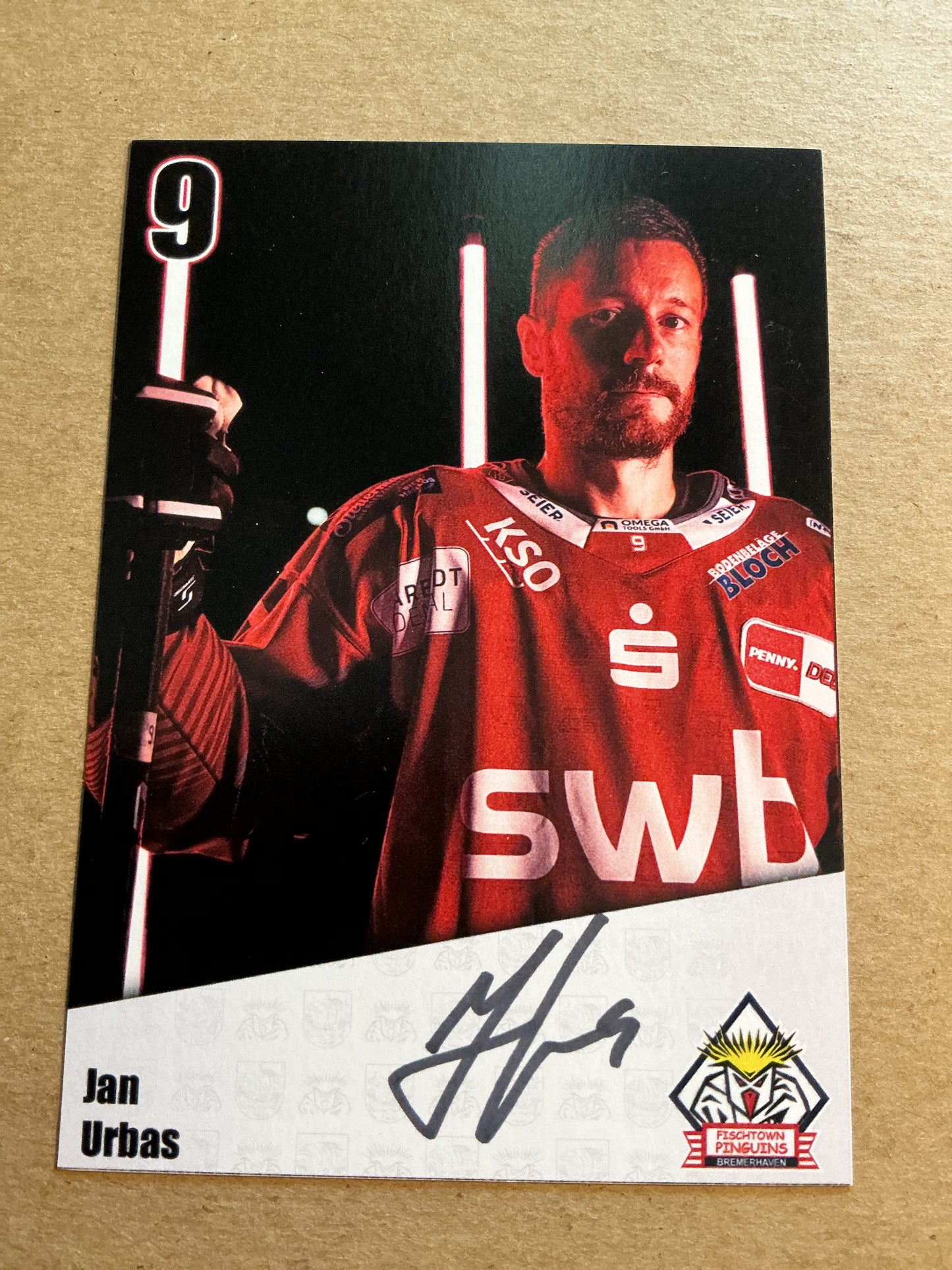 Jan Urbas, Slovenia 🇸🇮 Fishtown Pinguins 2024/25 hand signed