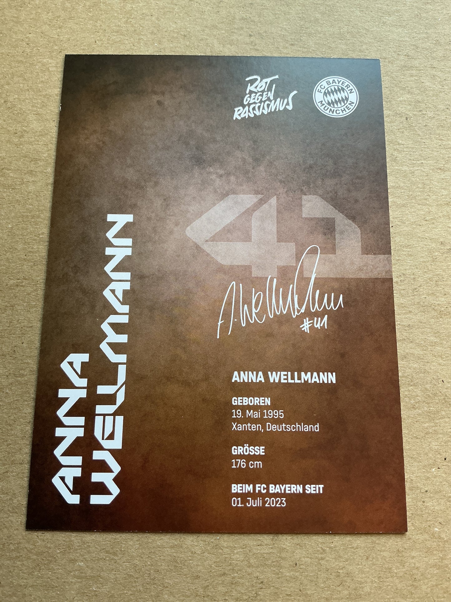 Anna Wellmann, Germany 🇩🇪 FC Bayern Munich 2024/25 hand signed