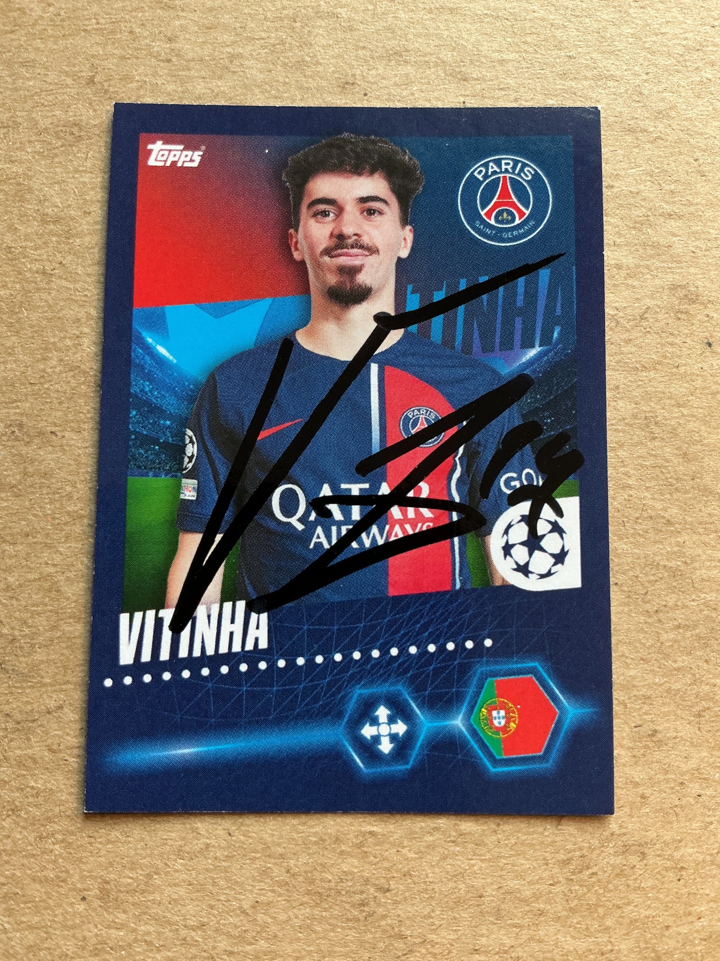 Vitinha, Portugal 🇵🇹 Paris Saint-Germain 2023/24 Topps hand signed