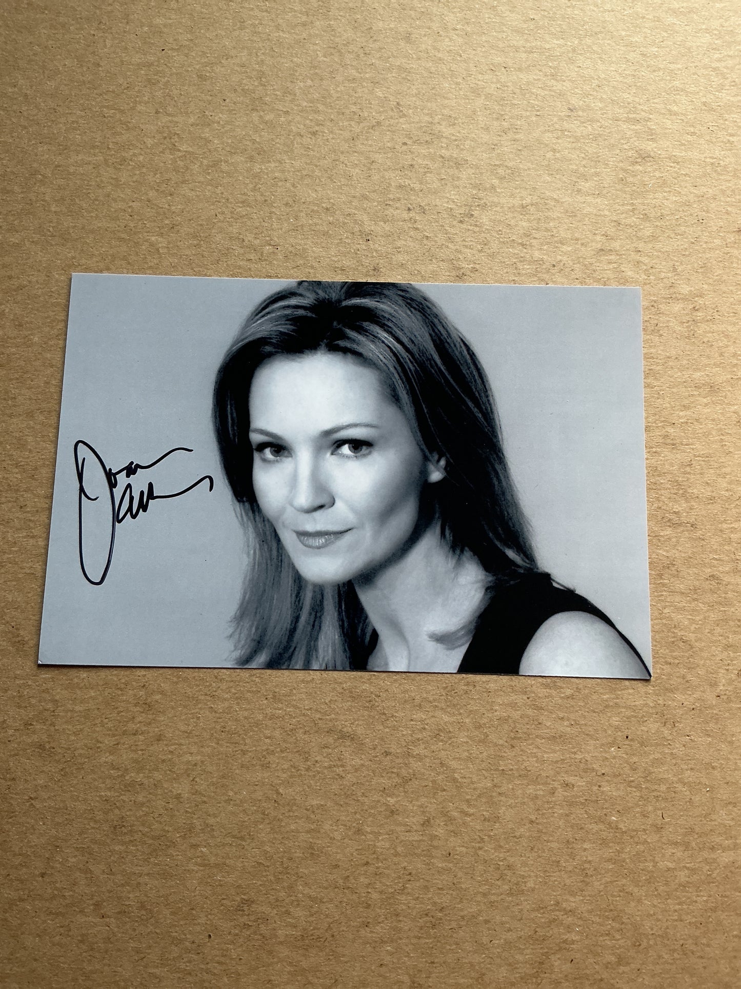 Joan Allen, USA 🇺🇸 Actress hand signed