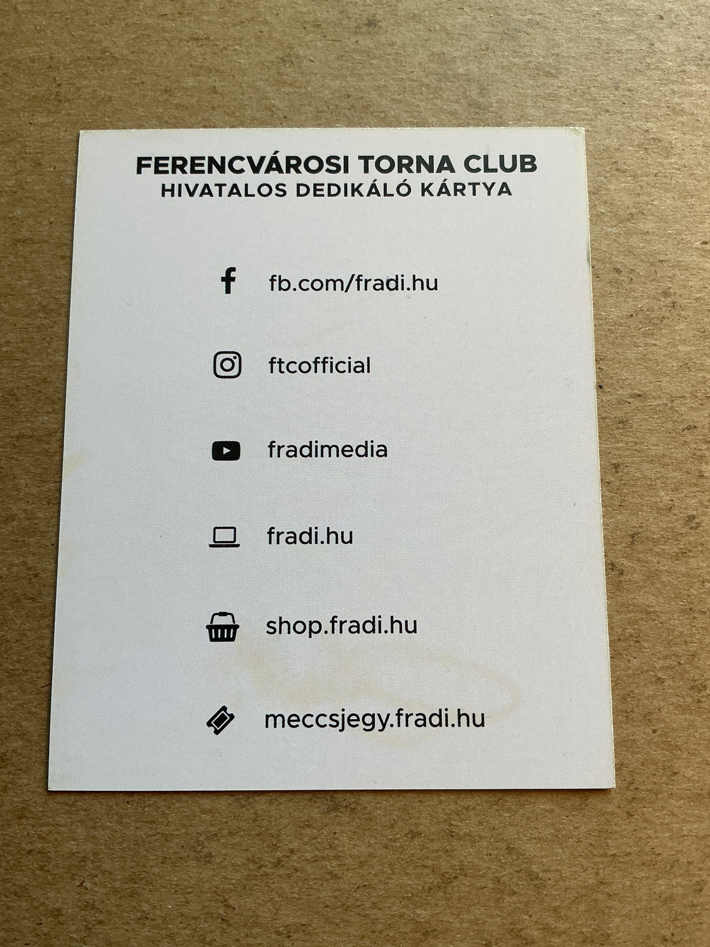 Adnan Kovacevic, Bosnia 🇧🇦 Ferencváros 2020/21 hand signed