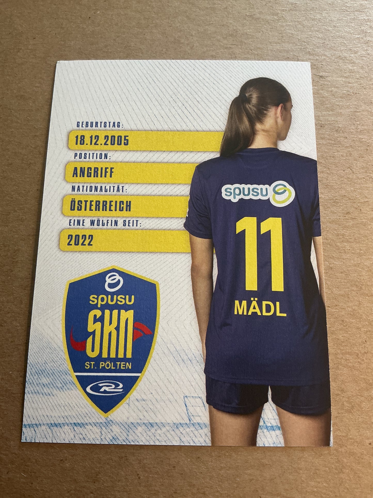 Valentina Mädl, Austria 🇦🇹 SKN St. Pölten 2024/25 hand signed