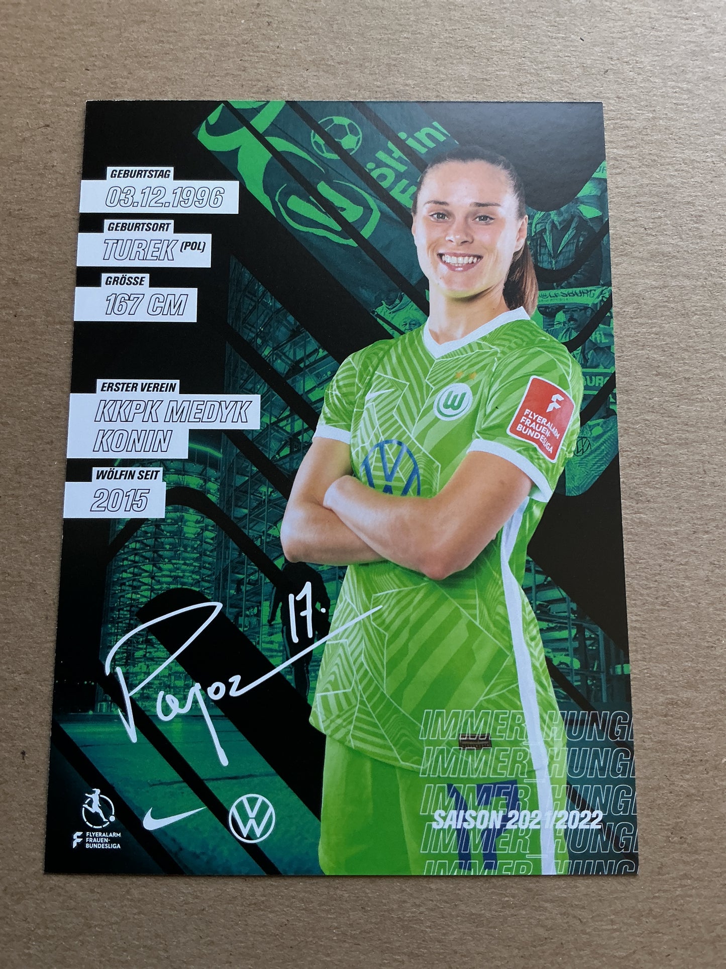 Ewa Pajor, Poland π΅π± VfL Wolfsburg 2021/22 hand signed