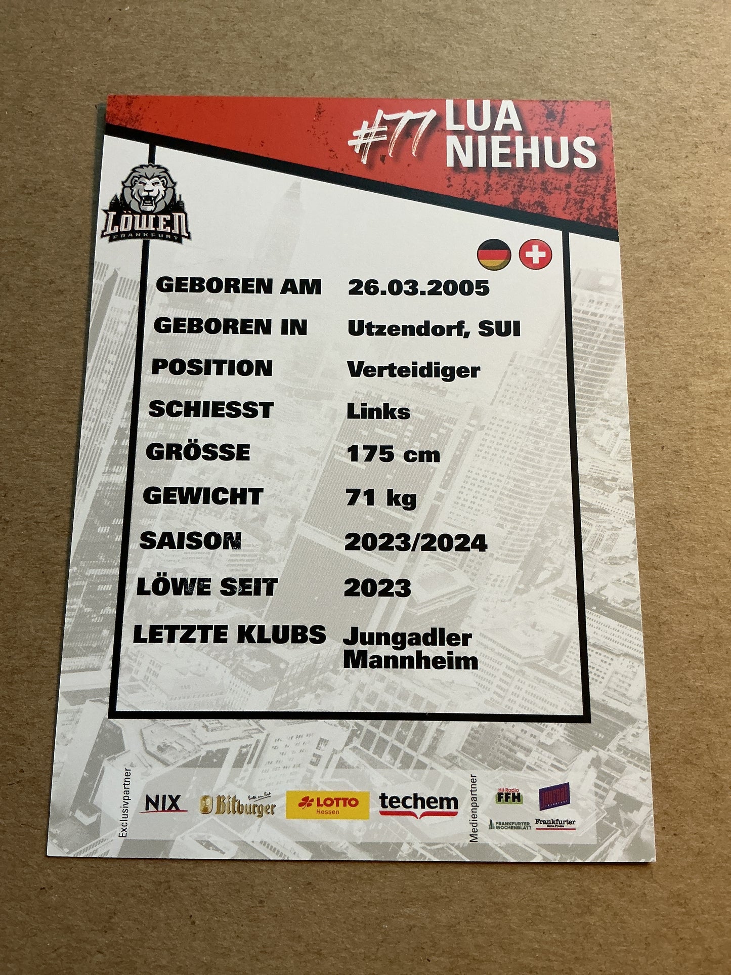 Lua Niehus, Switzerland 🇨🇭 Löwen Frankfurt 2023/24 hand signed