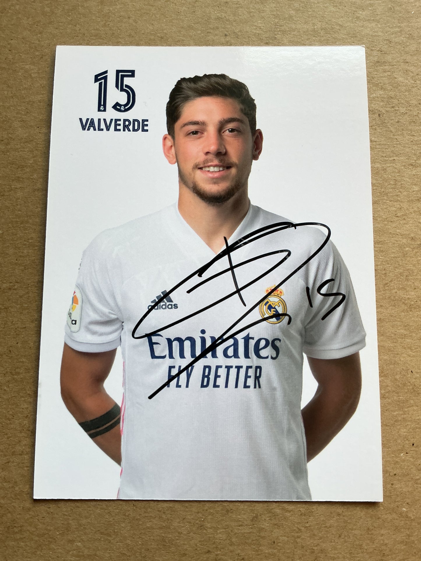 Federico Valverde, Uruguay 🇺🇾 Real Madrid 2020/21 hand signed