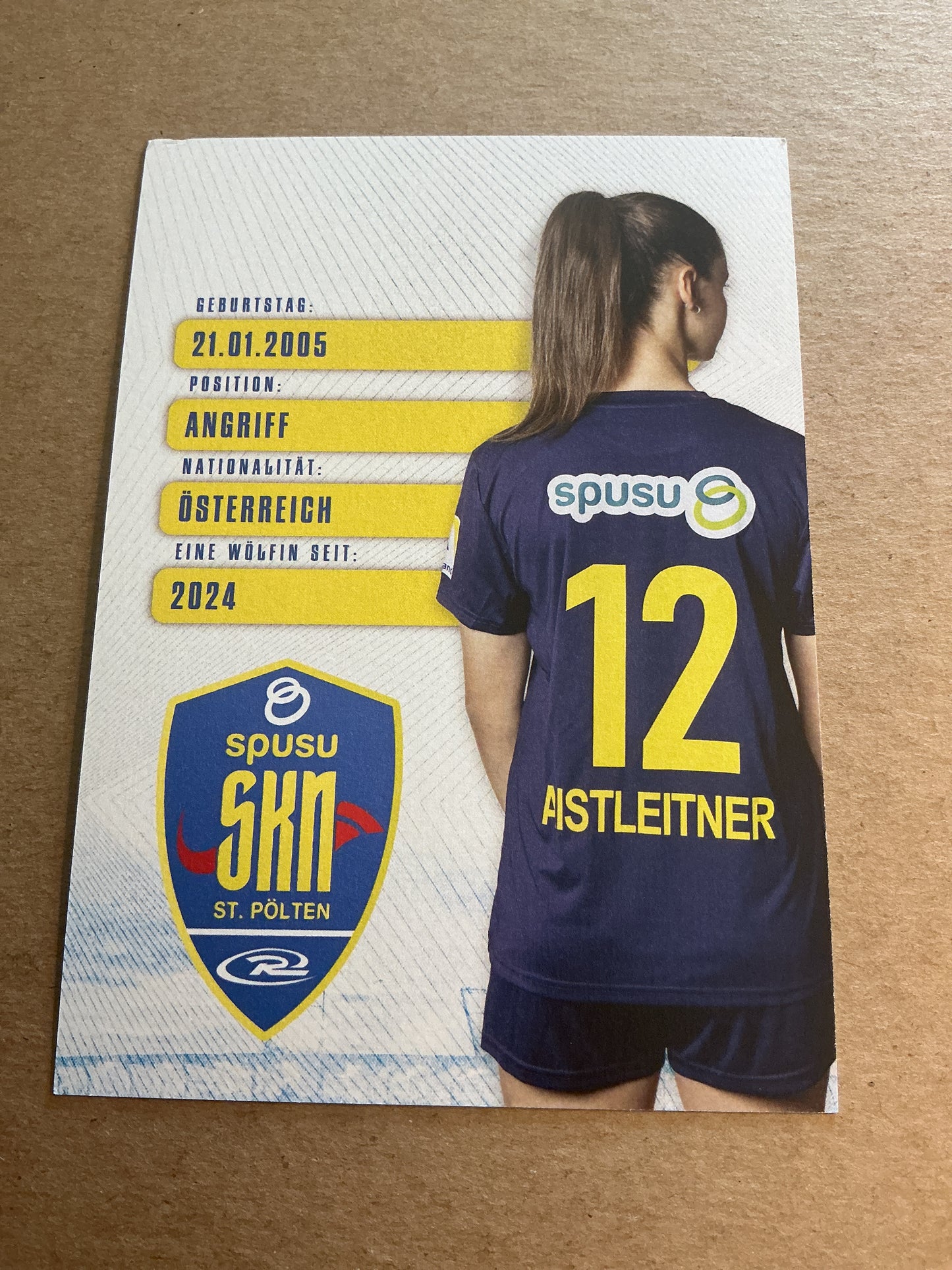 Isabel Aistleitner, Austria 🇦🇹 SKN St. Pölten 2024/25 hand signed