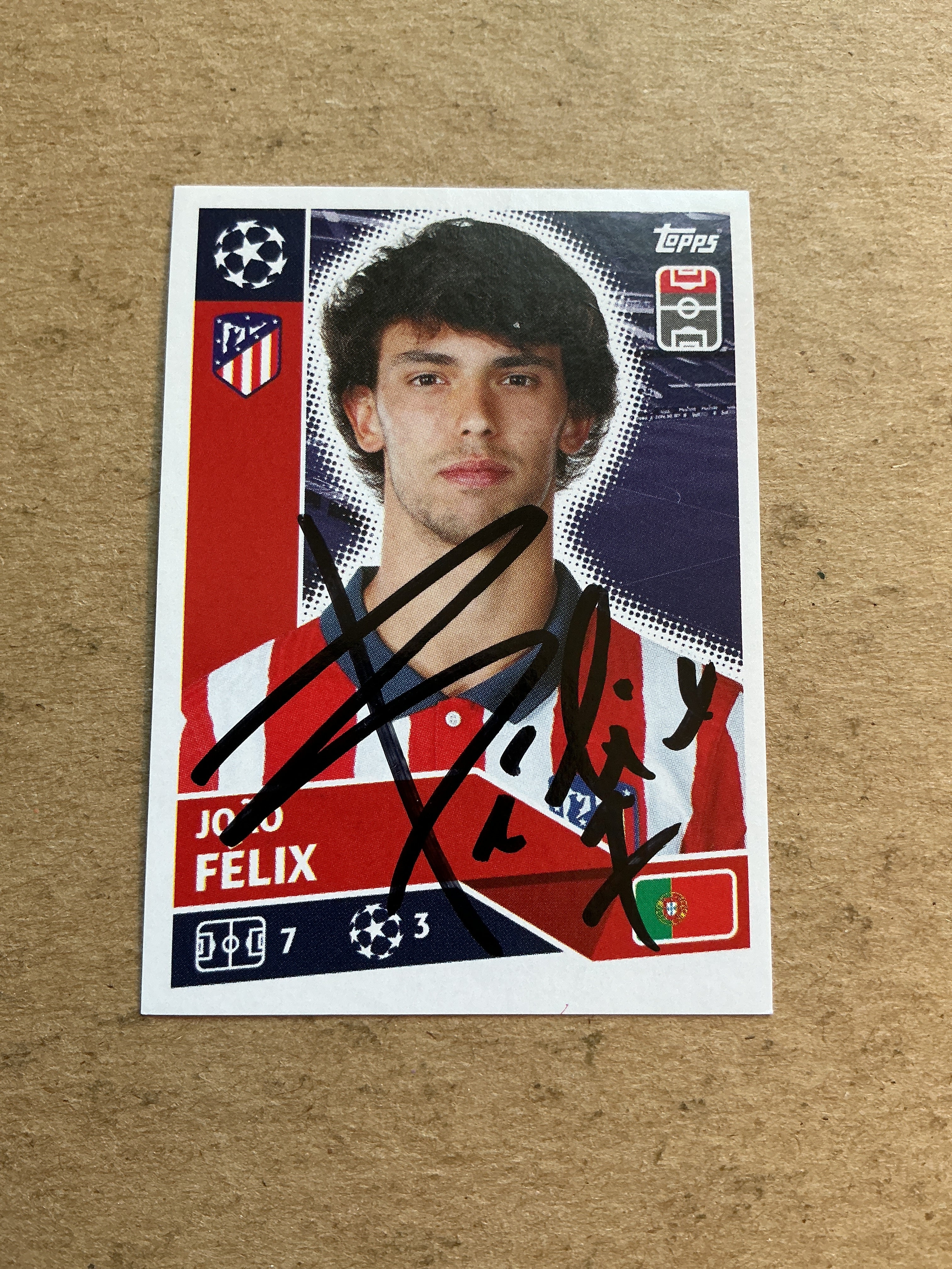 João Felix, Portugal 🇵🇹 Atletico Madrid 2020/21 Topps hand