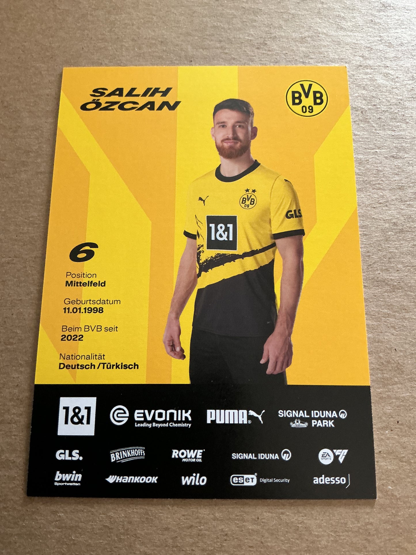 Salih Özcan, Germany 🇩🇪 Borussia Dortmund 2023/24 hand signed