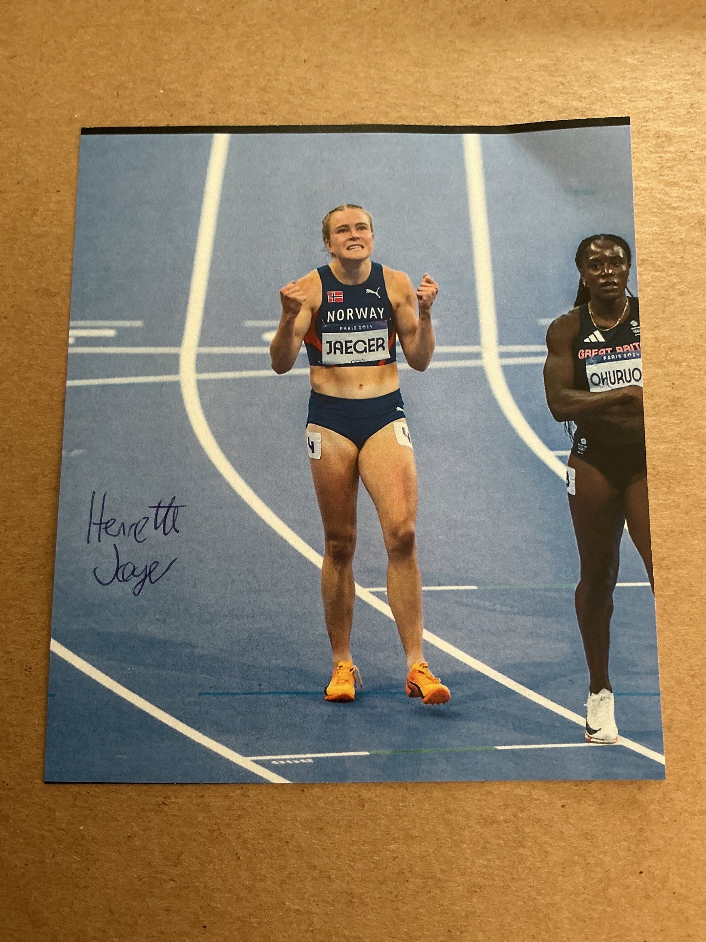 Henriette Jæger, Norway 🇳🇴 Athletics Summer Olympics 2024 hand signed