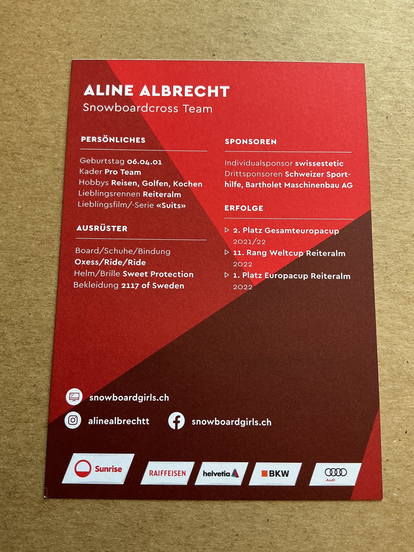 Aline Albrecht, Switzerland 🇨🇭 Snowboardcross Winter Sports 2024/25 hand signed