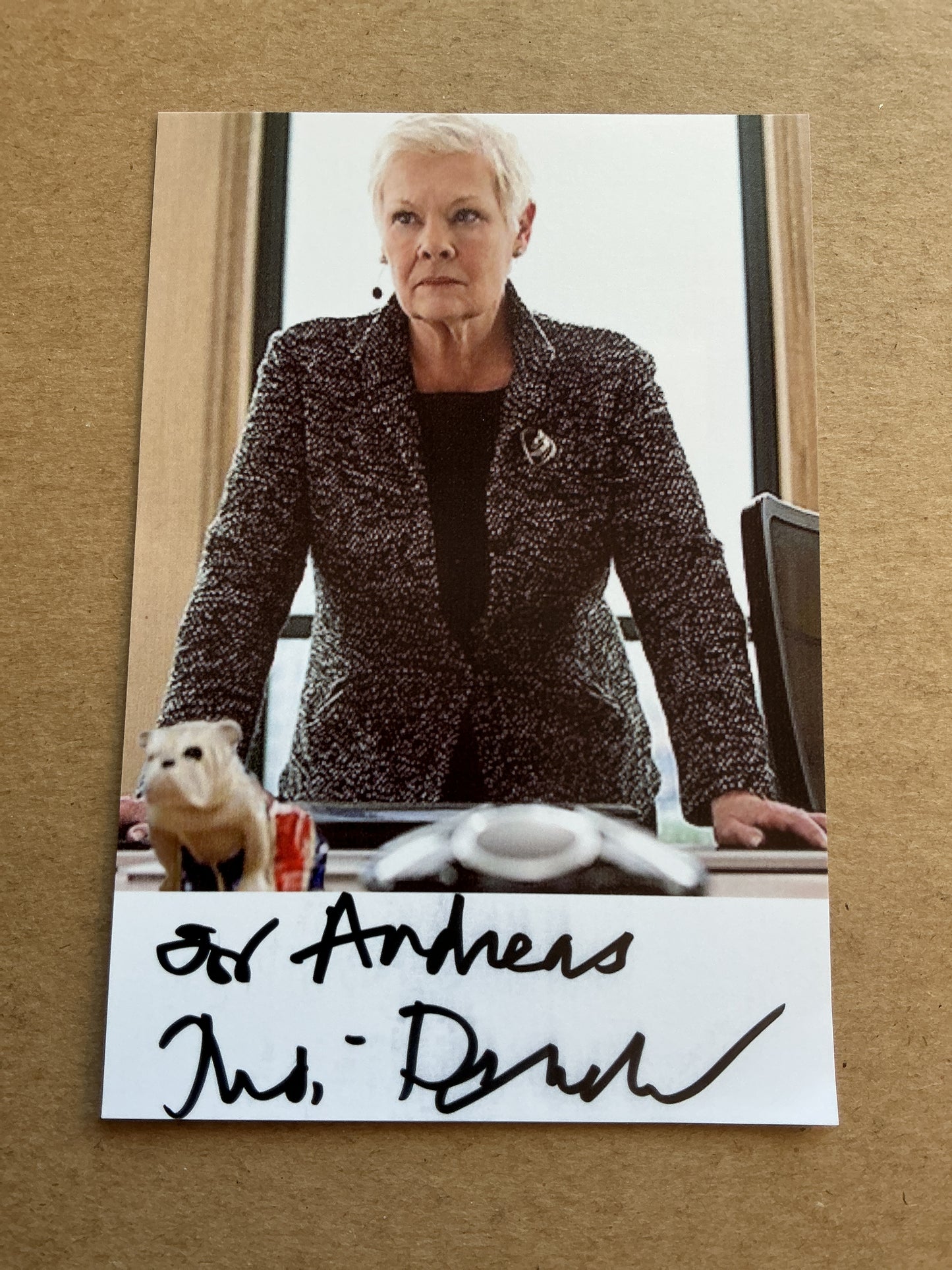 Judi Dench, England 🏴 Actress hand signed