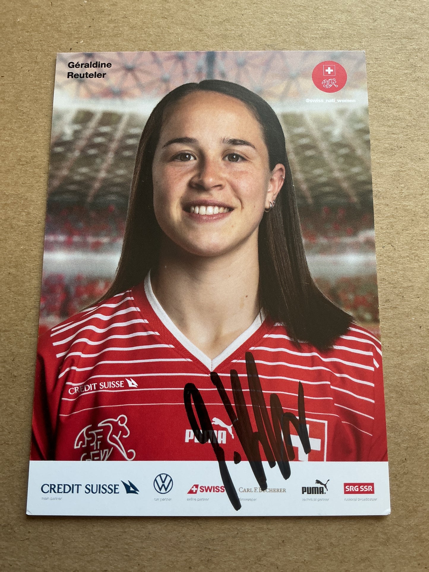 Geraldine Reuteler, Switzerland 🇨🇭 Women’s World Cup 2023 hand signed