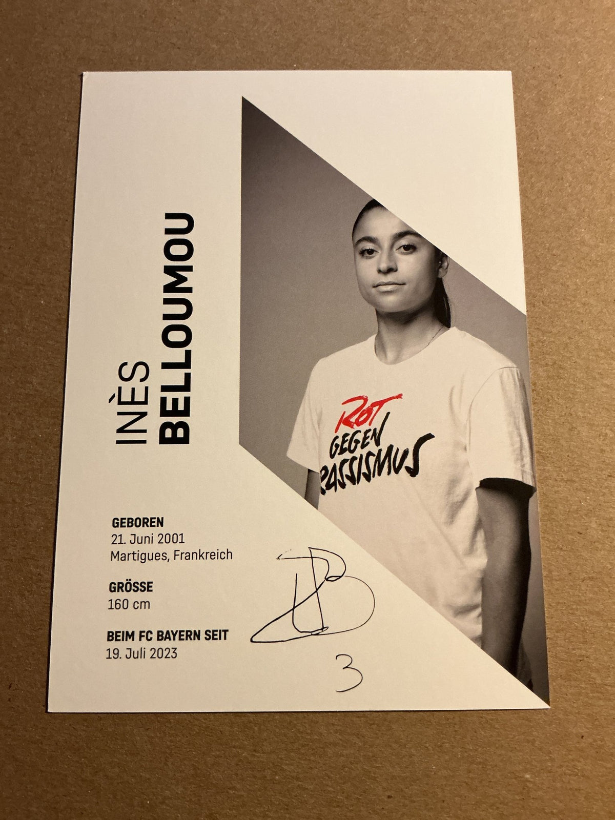 Inès Belloumou, France 🇫🇷 FC Bayern München 2023/24 hand signed - Autographs-World