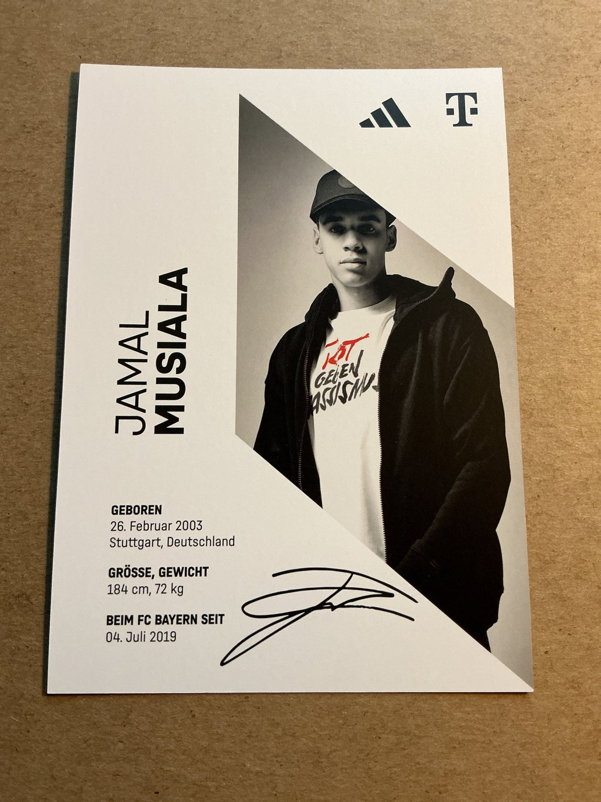 Jamal Musiala, Germany 🇩🇪 FC Bayern München 2023/24 hand signed - Autographs-World