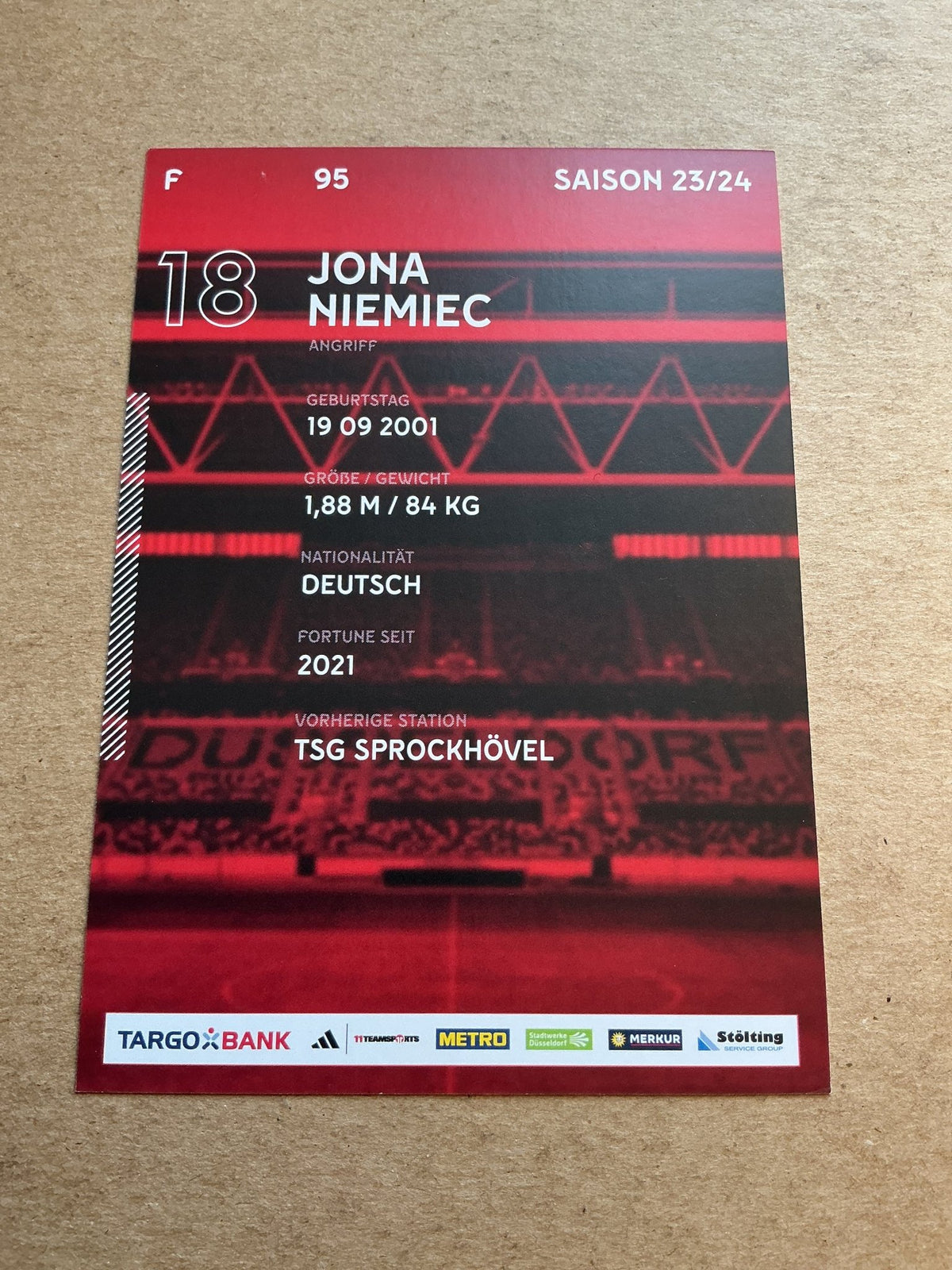 Jona Niemiec, Germany 🇩🇪 Fortuna Düsseldorf 2023/24 hand signed - Autographs-World