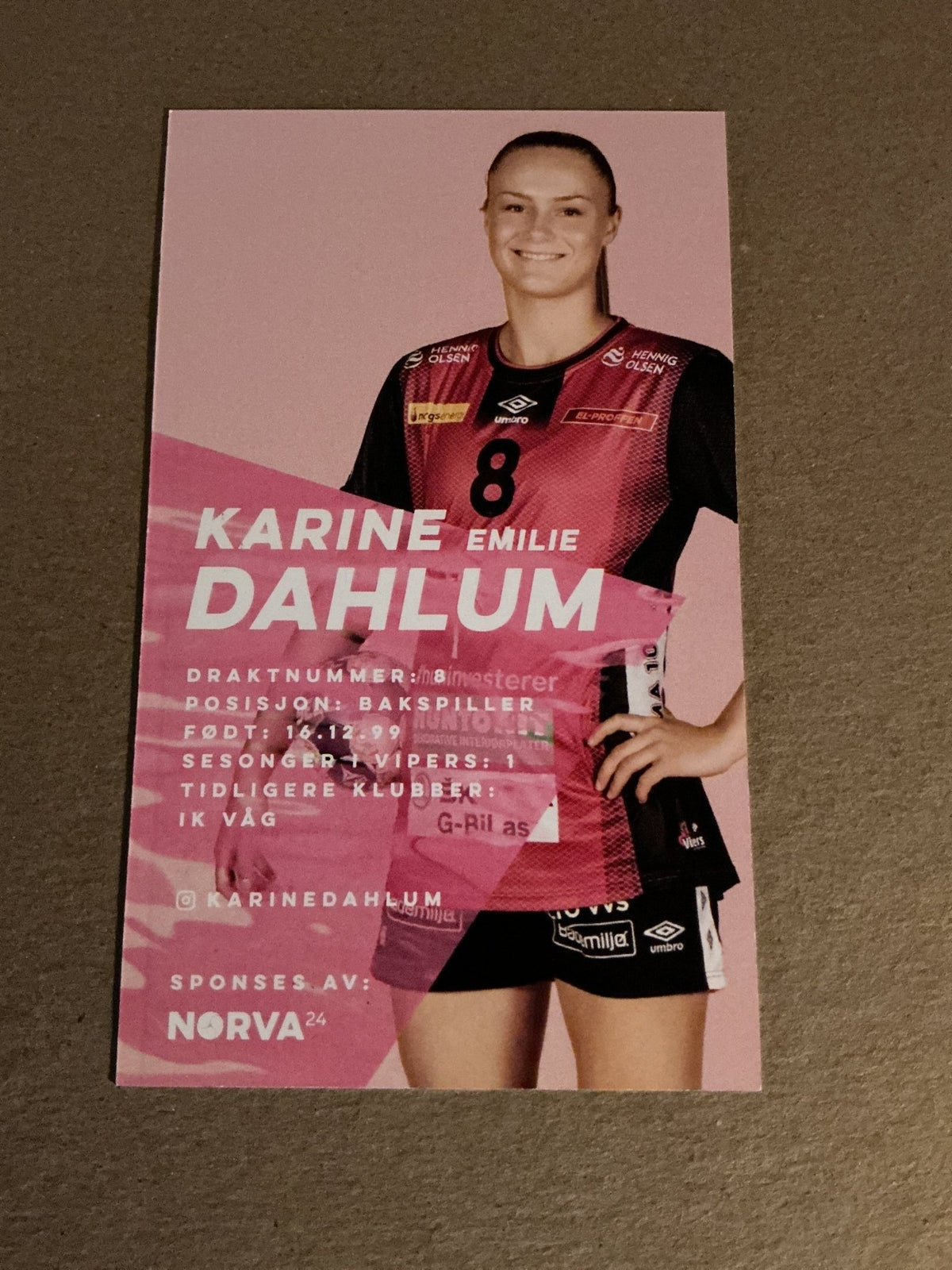 Karine Emilie Dahlum, Norway π³π΄ Handball Vipers 2021/22 hand signed - Autographs-World