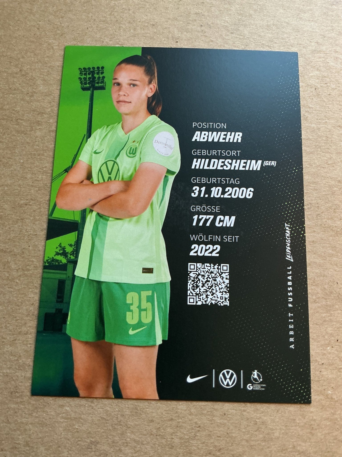 Karla Brinkmann, Germany 🇩🇪 VfL Wolfsburg 2024/25 hand signed - Autographs-World