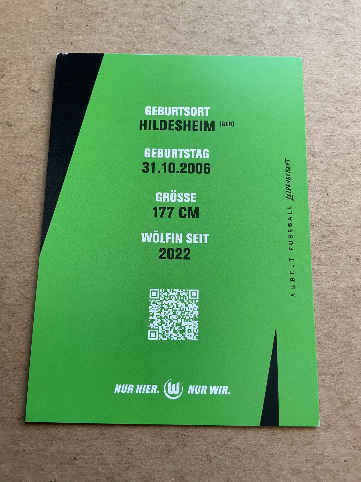 Karla Brinkmann, Germany π©πͺ VfL Wolfsburg 2025/26 hand signed - Autographs-World