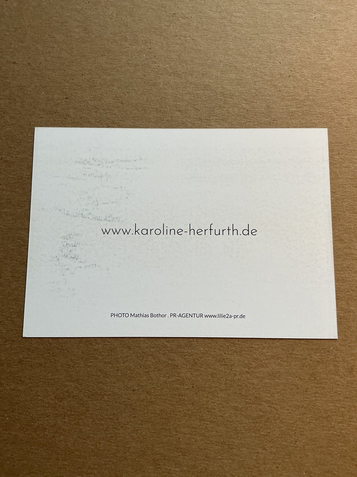 Karoline Herfurth, Germany 🇩🇪 Actress 2024 hand signed - Autographs-World
