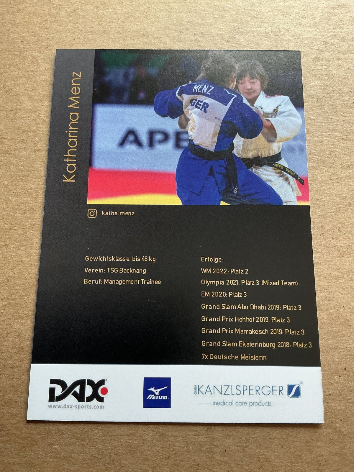 Katharina Menz, Germany 🇩🇪 Judo Summer Olympics 2024 hand signed - Autographs-World