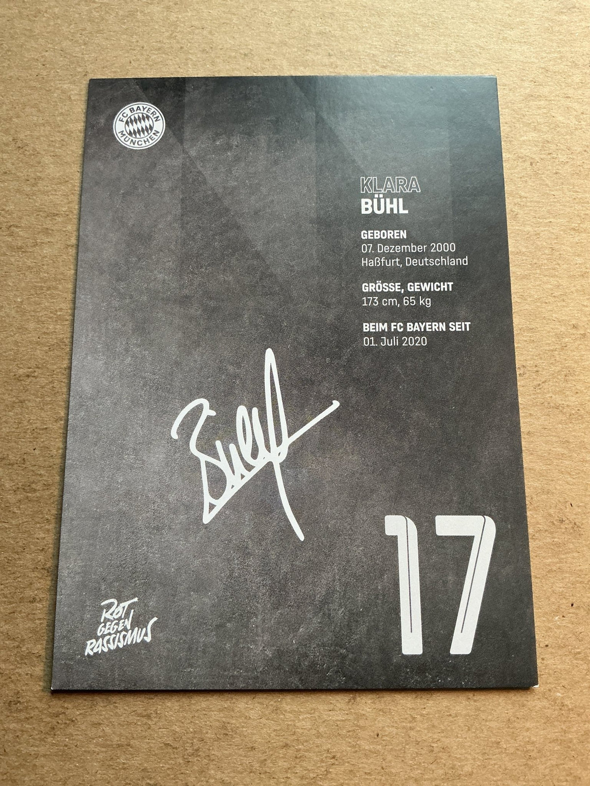 Klara Bühl, Germany 🇩🇪 FC Bayern München 2022/23 hand signed - Autographs-World