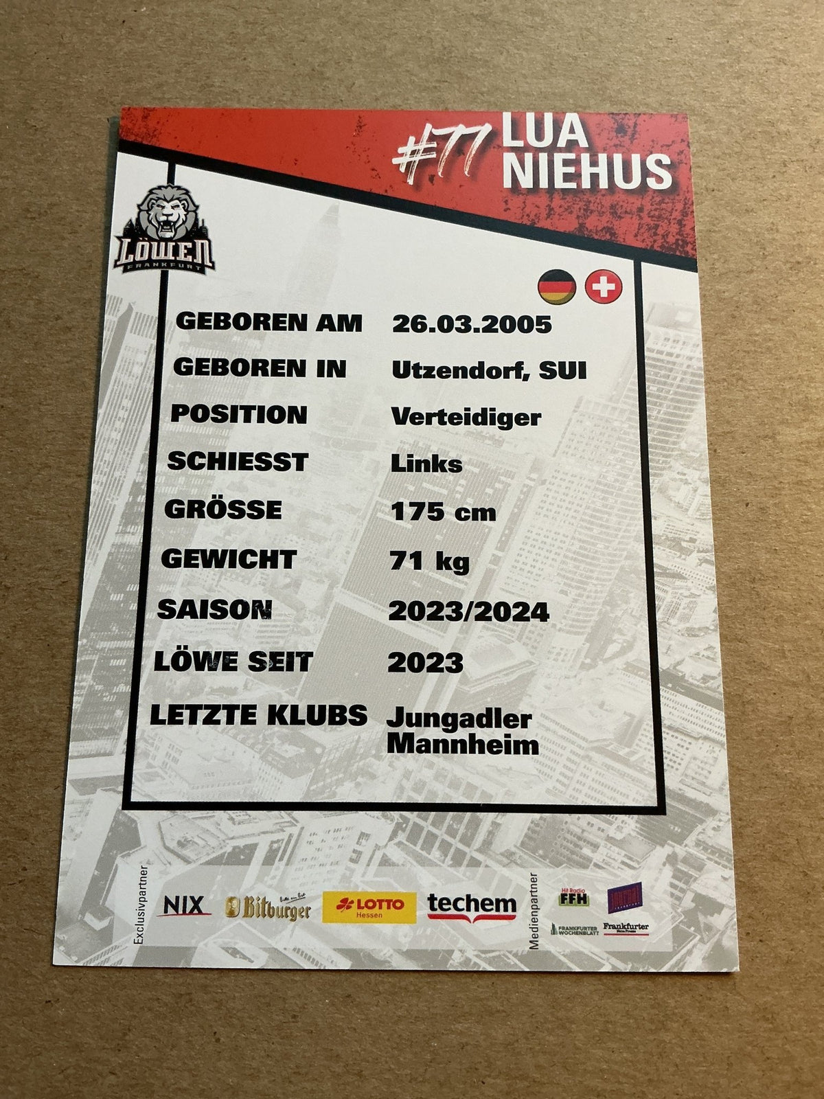 Lua Niehus, Switzerland 🇨🇭 Löwen Frankfurt 2023/24 hand signed - Autographs-World