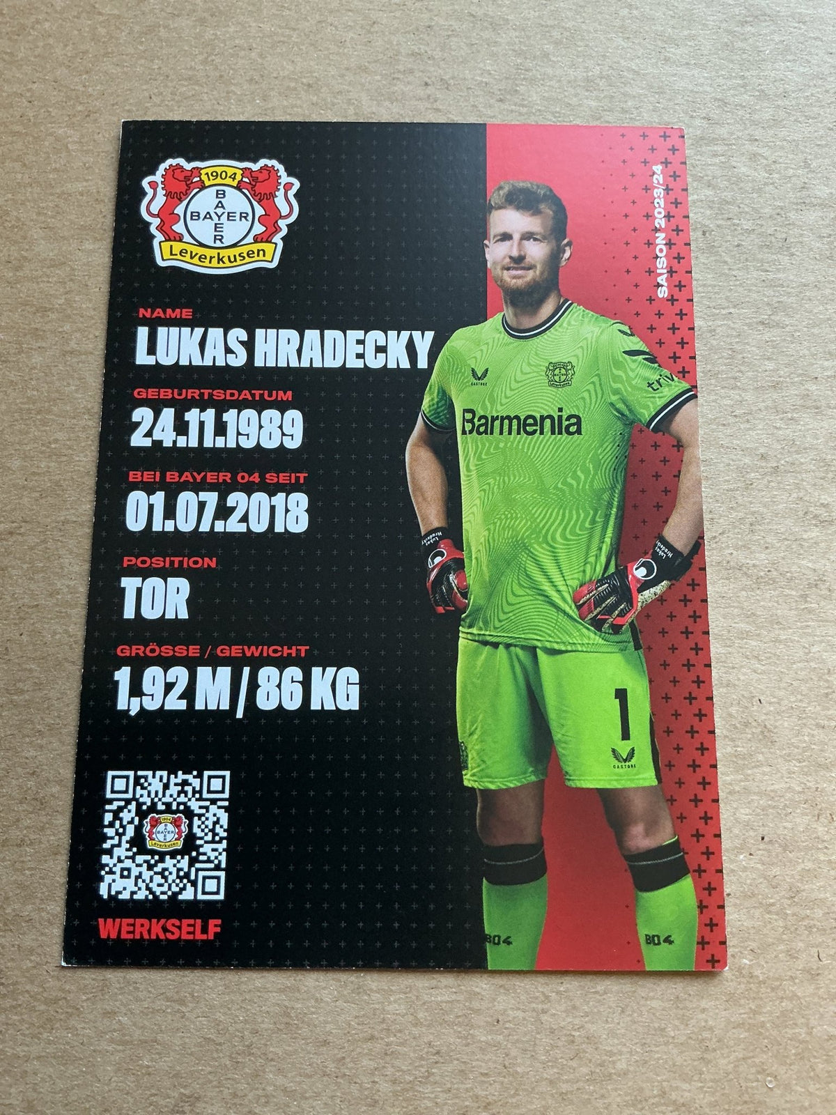 Lukas Hradecky, Finland 🇫🇮 Bayer 04 Leverkusen 2023/24 hand signed - Autographs-World