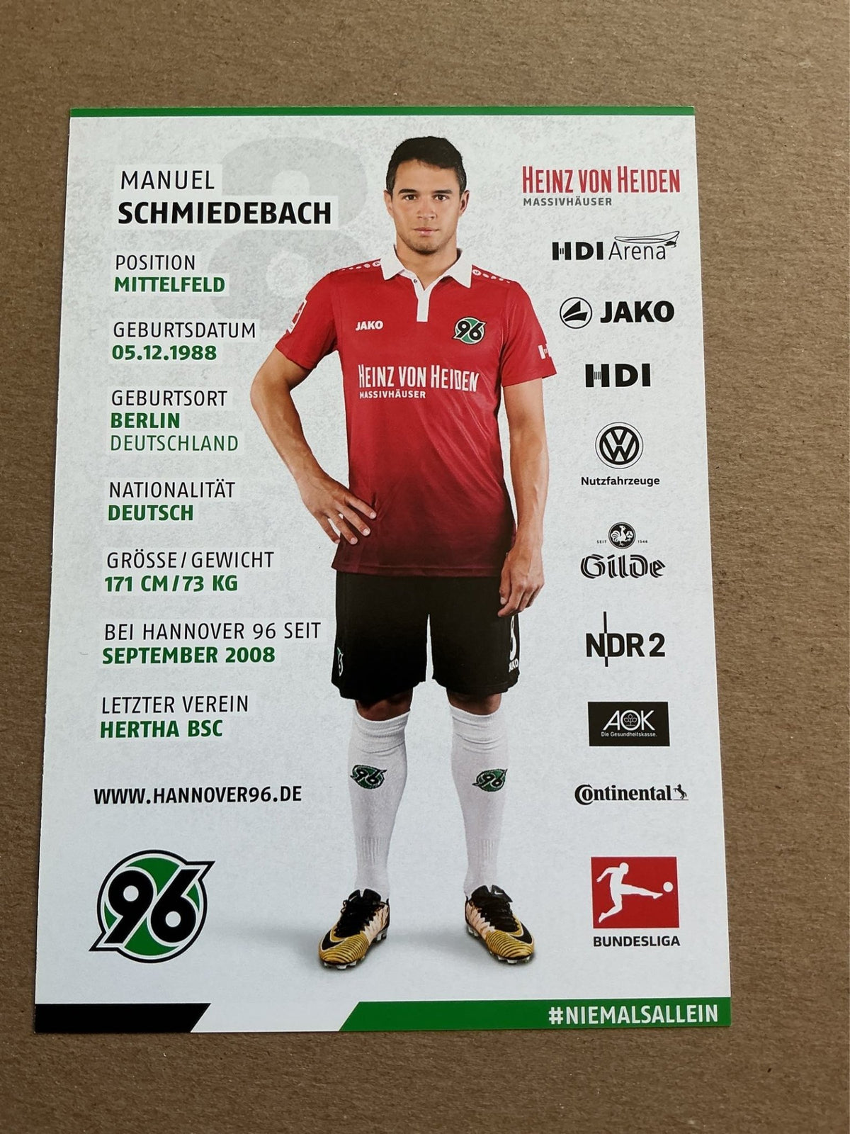 Manuel Schmiedebach, Germany 🇩🇪 Hannover 96 2017/18 hand signed - Autographs-World