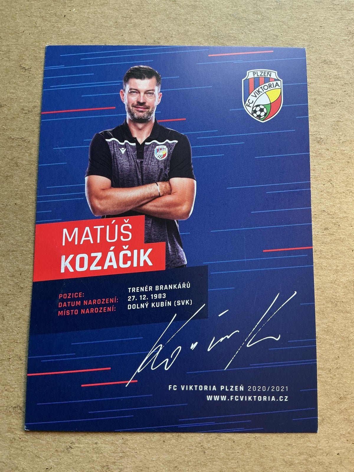 Matúš Kozáčik, Slovakia 🇸🇰 FC Viktoria Plzeň 2020/21 hand signed - Autographs-World
