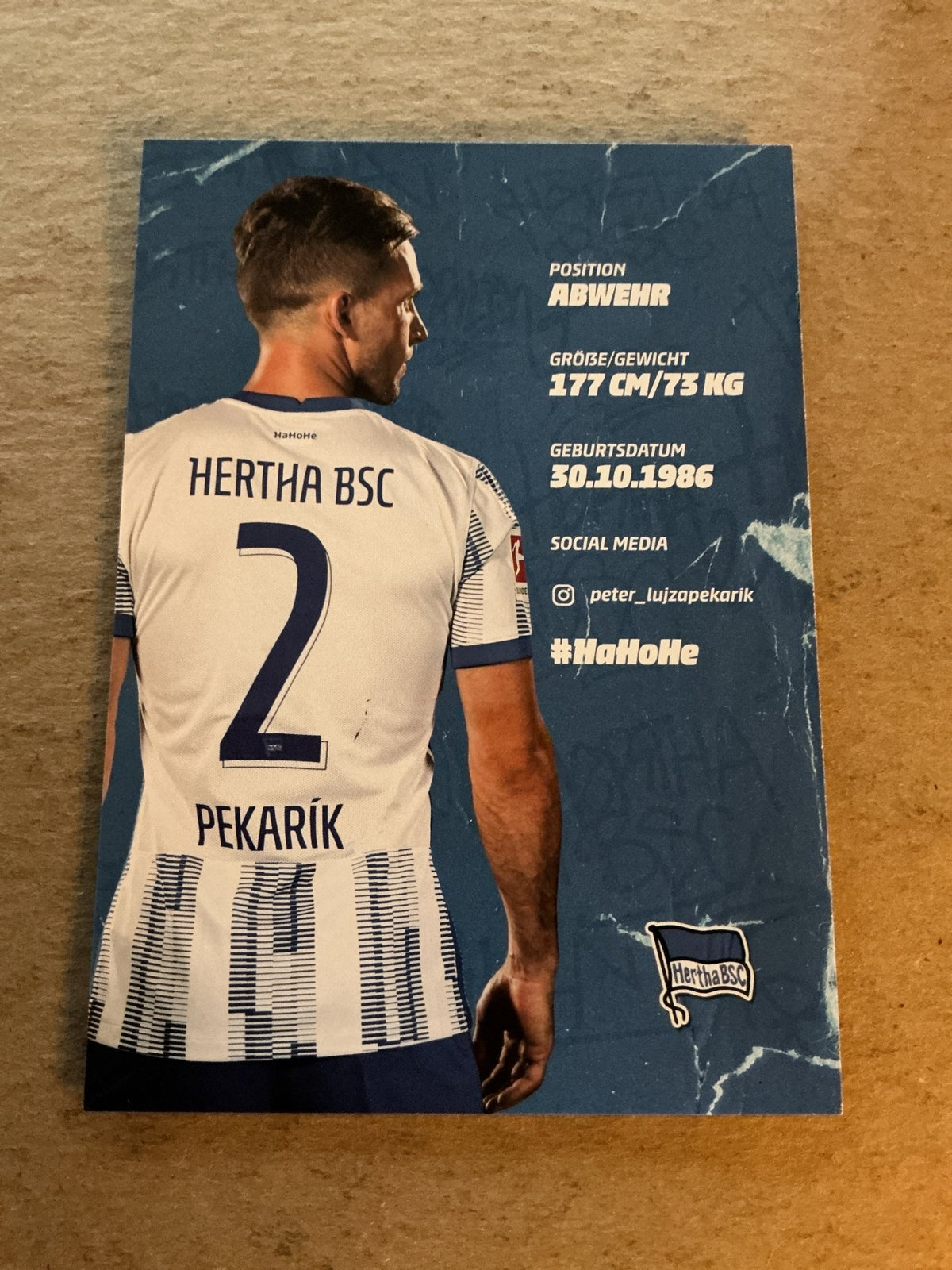 Peter Pekarík, Slovakia 🇸🇰 Hertha BSC Berlin 2021/22 hand signed - Autographs-World
