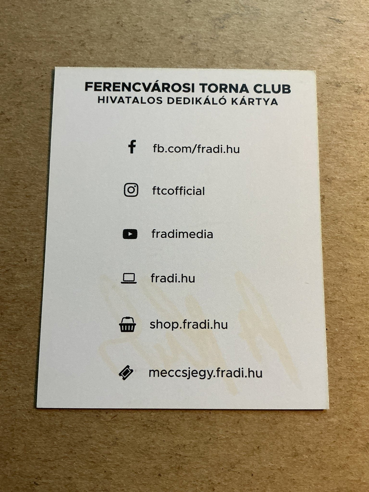 Róbert Mak, Slovakia 🇸🇰 Ferencvaros TC 2021/22 hand signed - Autographs-World