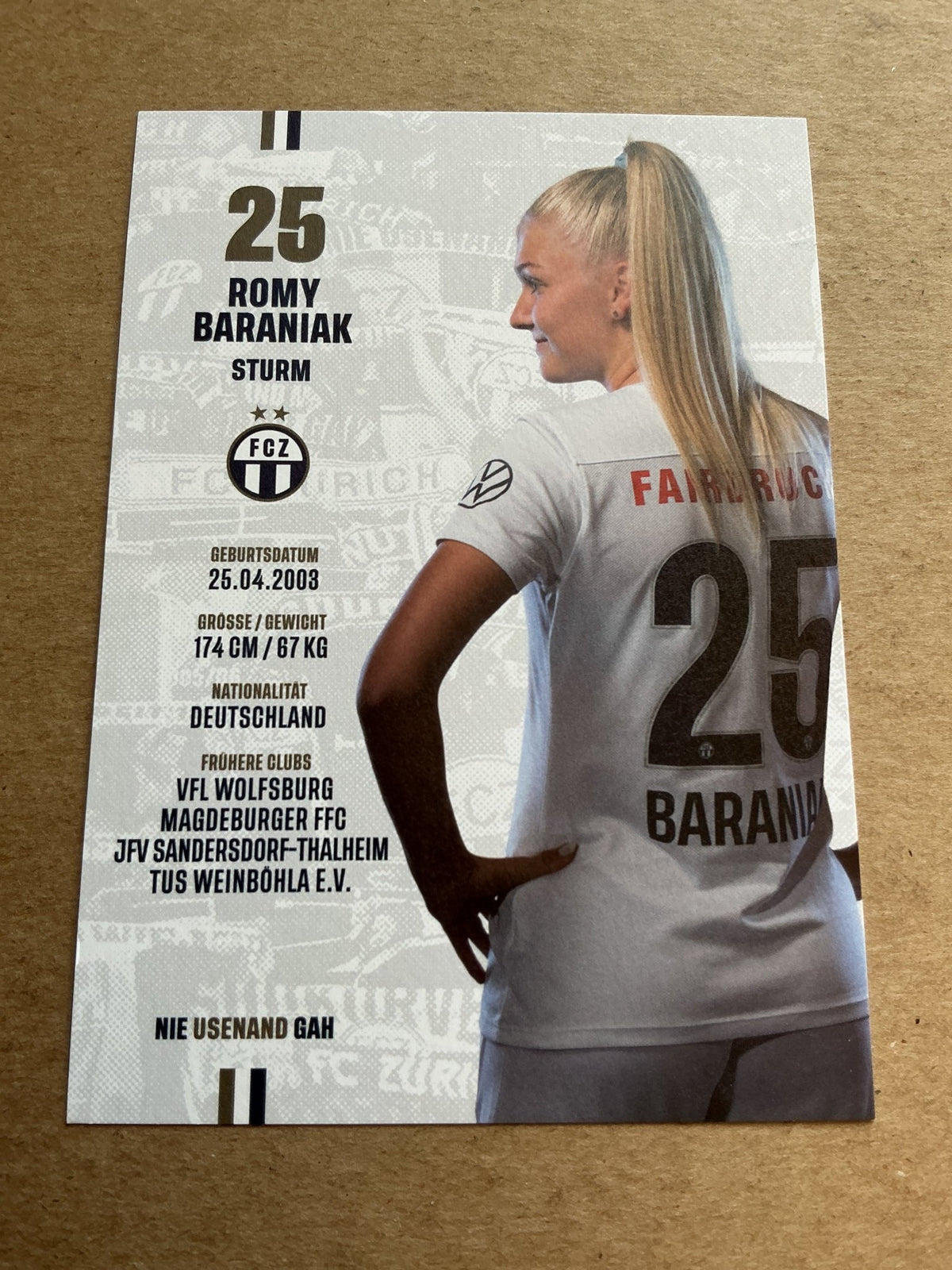 Romy Baraniak, Germany 🇩🇪 FC Zürich 2023/24 hand signed - Autographs-World