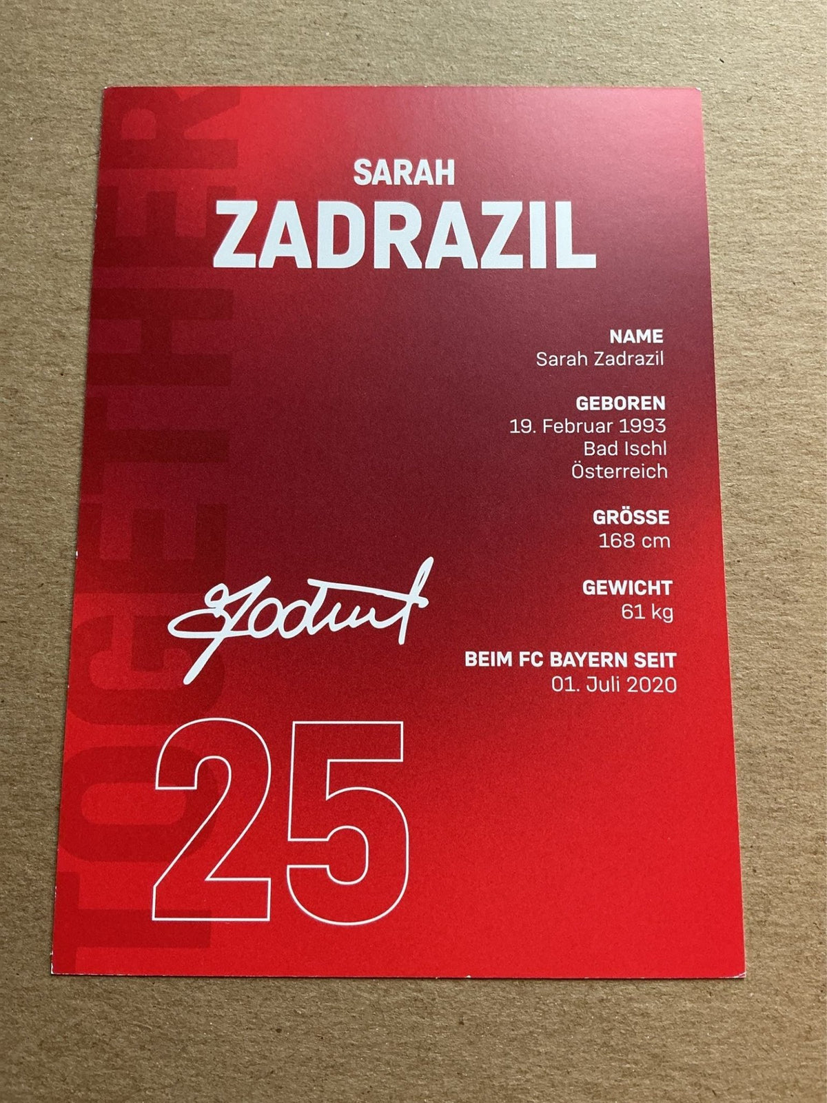 Sarah Zadrazil, Austria 🇦🇹 FC Bayern München 2021/22 hand signed - Autographs-World