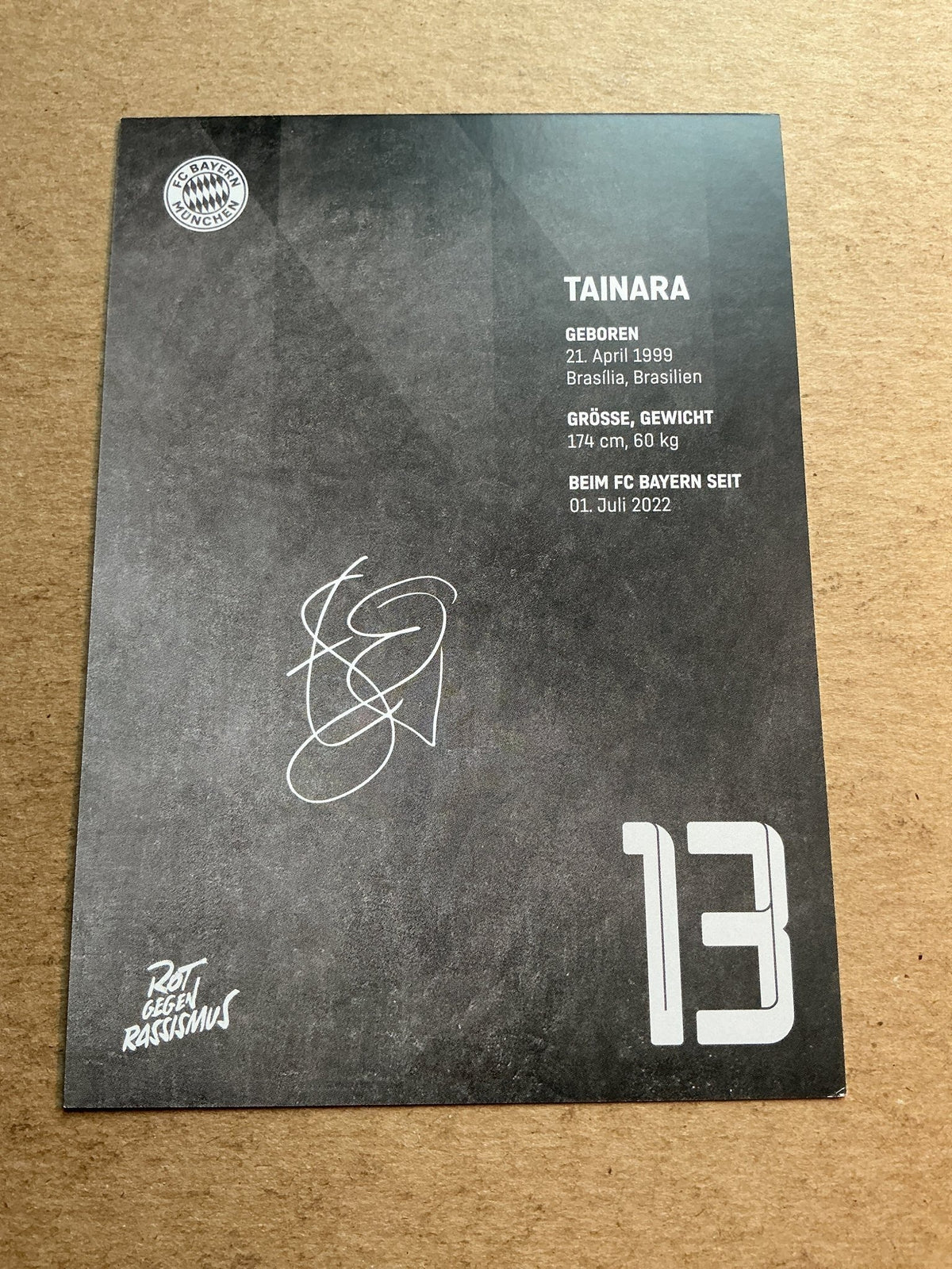 Tainara, Brazil 🇧🇷 FC Bayern München 2022/23 hand signed - Autographs-World