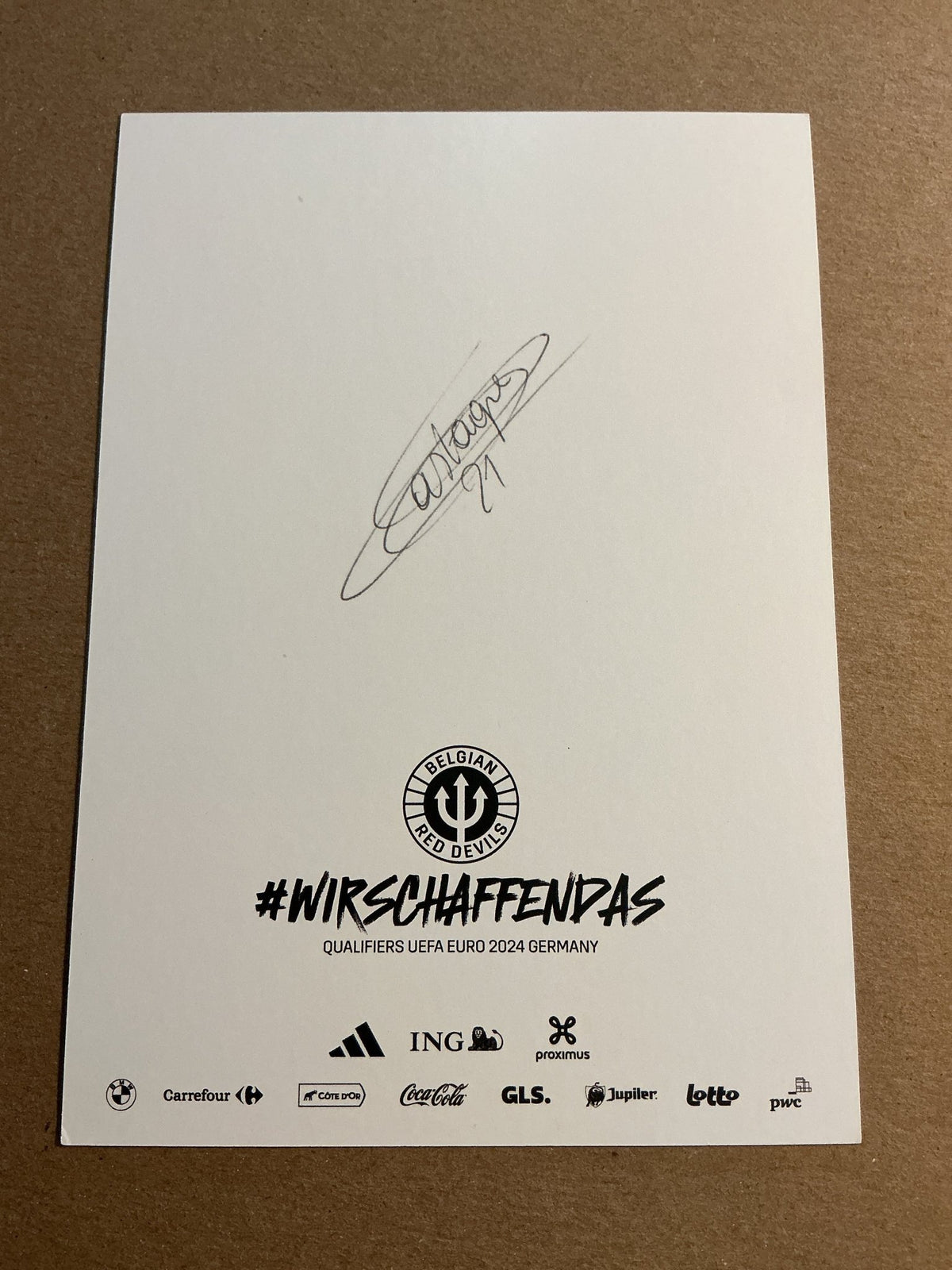 Timothy Castagne, Belgium 🇧🇪 2023 Leicester City hand signed - Autographs-World