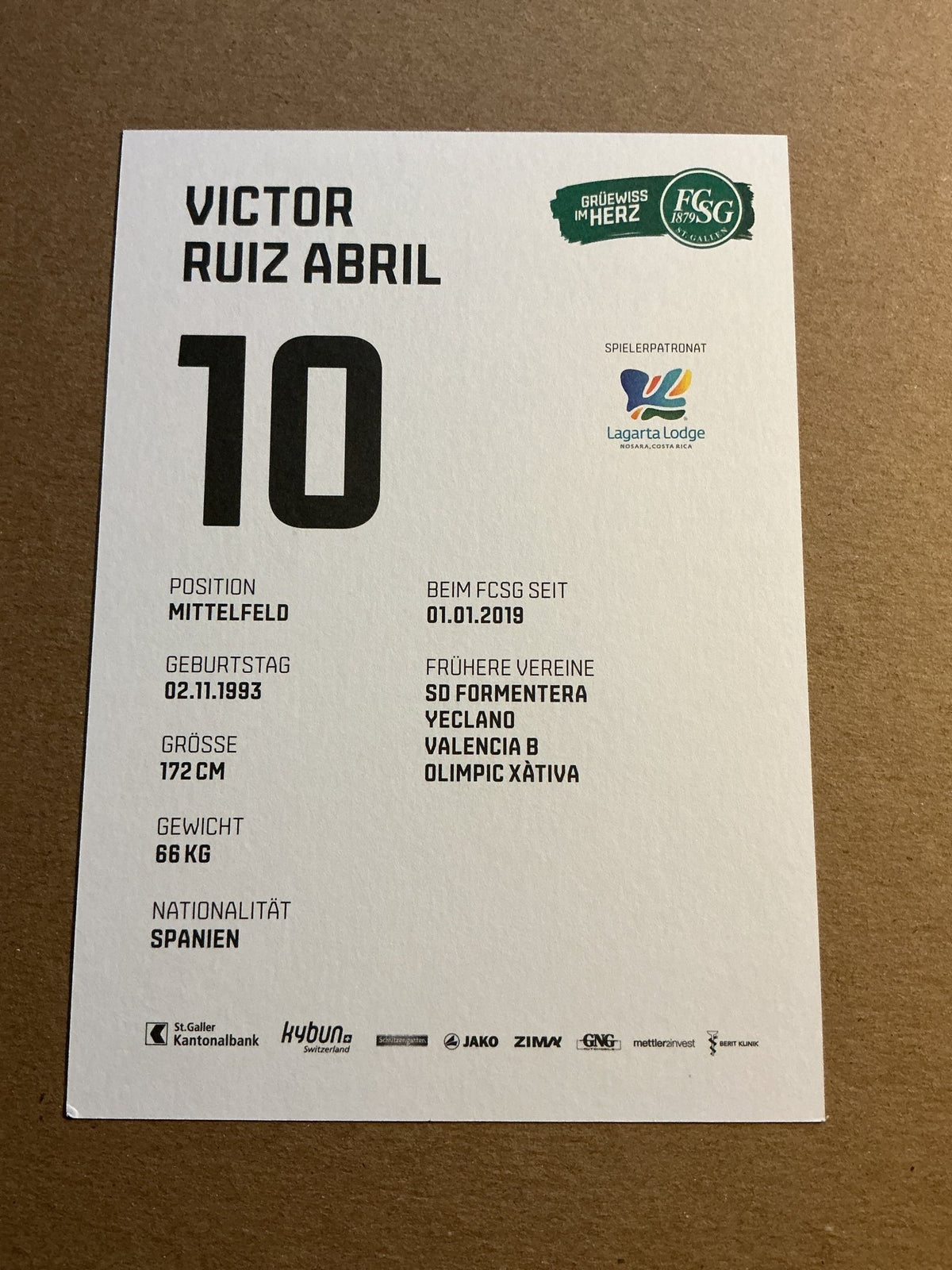 Victor Ruiz Abril, Spain ๐ช๐ธ FC St. Gallen 2021/22 hand signed - Autographs-World
