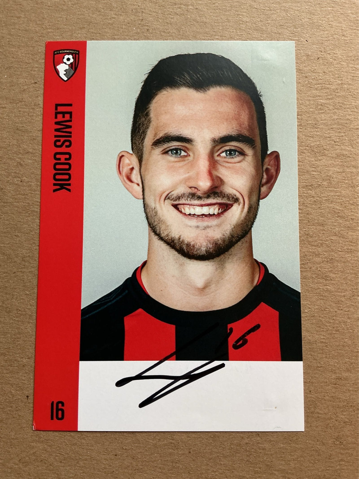Lewis Cook, England 🏴󠁧󠁢󠁥󠁮󠁧󠁿 AFC Bournemouth 2017/18 hand signed