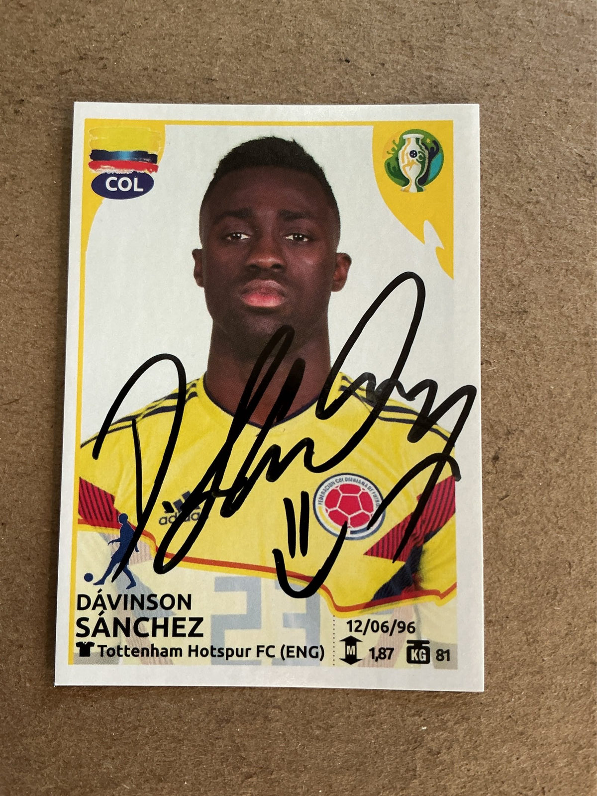 Dávinson Sánchez, Colombia 🇨🇴 Copa America 2019 Panini hand signed